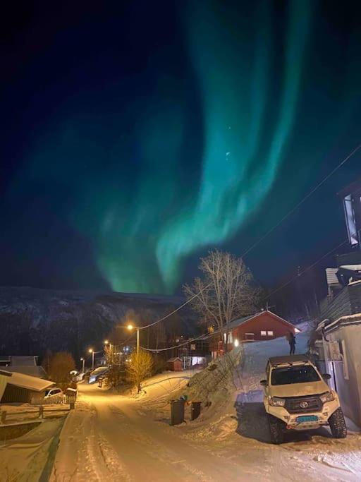 Aurora Apartment Very Close To Cable Car And Sherpatrappa Τρόμσο Εξωτερικό φωτογραφία