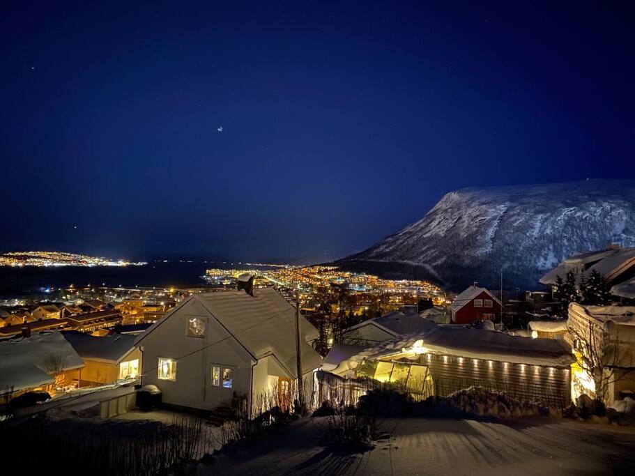 Aurora Apartment Very Close To Cable Car And Sherpatrappa Τρόμσο Εξωτερικό φωτογραφία