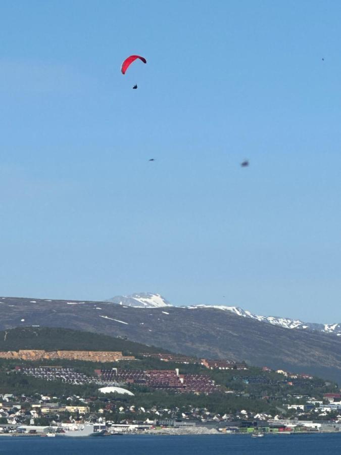 Aurora Apartment Very Close To Cable Car And Sherpatrappa Τρόμσο Εξωτερικό φωτογραφία